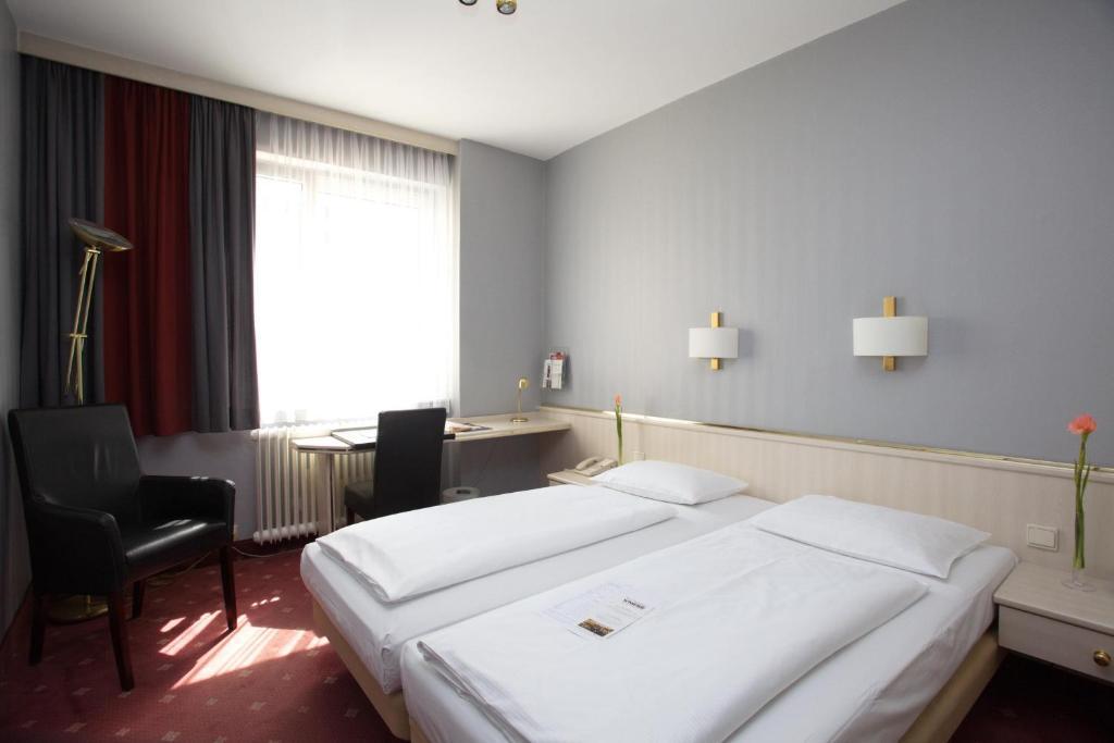 Berlin Plaza Hotel Am Kurfuerstendamm Oda fotoğraf