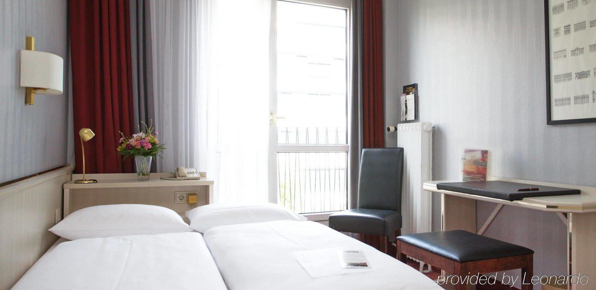 Berlin Plaza Hotel Am Kurfuerstendamm Dış mekan fotoğraf